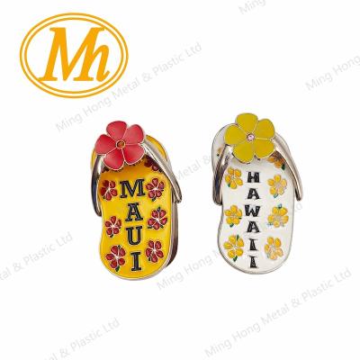 China Soft Custom Shaped Japan Slipper Badge Enamel Lapel Pin Merchant Prices 3D Fashion Souvenir Gifts for sale