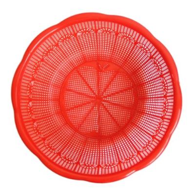 China High quality viable supermarket fruit and vegetable basket plastic drain storage plastic basket with metal handle for sale