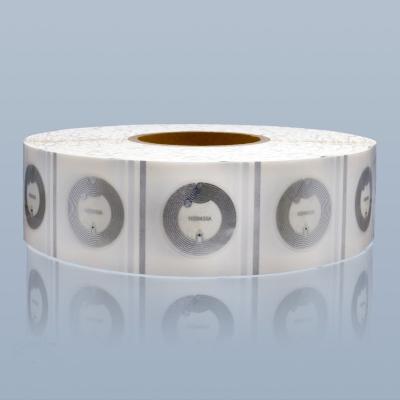 Κίνα Κενό RFID NFC έγγραφο 213 της PET αυτοκόλλητων ετικεττών ρόλων προς πώληση