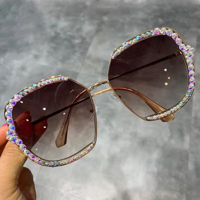 China 2022 Rhinestone Sunglasses 2022 Good Quality Bling Luxury Styles Rhinestone For Women Bling Hot Sales Sunglasses for sale