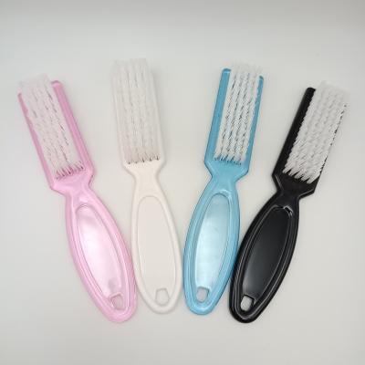 China Home or salon use cheap plastic long handle for nails beauty dust cleaning scrub nail brush for sale