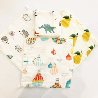 China Amazon Quality 6 Layer 28X28cm Compressed Fiber 30g 30%Cotton Natural 70% Bamboo Baby Bib Towel for sale