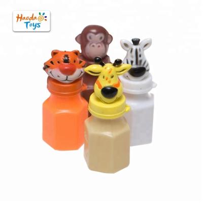 China Fans Encourage Kids Non-Toxic Bubbles With Built In Magic Wand Novelty Zoo Jungle Characters Mini Bubble Bottles Soap Bubble Animal Toy for sale