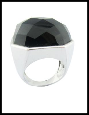 China 925 Silver White Black Agate Rings For Women Sterling Silver Thumb Rings Unique Sterling Silver Rings for sale