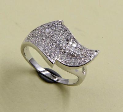 Cina 925 Vergine d'argento puro Anello di disegno di foglia di nozze con luccicante CZ Solitaire And Pave Eternity Band Sterling Silver Diamond in vendita