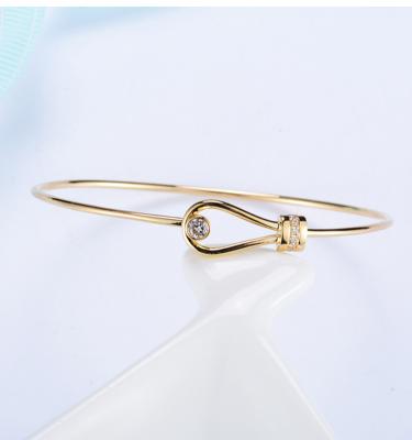 China Niche Style 18K Gold Diamond Bangle 0.15ct 5.5 Gram Open Type Lock for sale