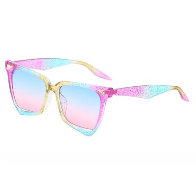 China Fashion sunglasses Banei shape new color transparent sequins frame irregular sunglasses model 86006 cool girl gradient lens sunglasses for sale