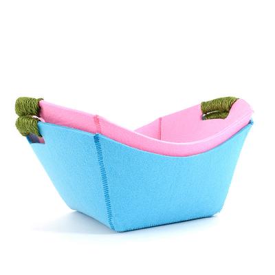 China Promotional Good Quality Small Travel Pet Bed Custom Pet Beds and Accessories Cat Bed for sale