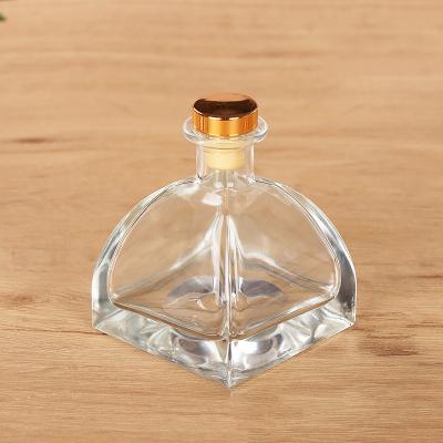 China Wholesale Luxury Empty Eco-friendly Flint Square Aroma Glass Reed Diffuser Clear Perfume Bottle With Cork Stopper for sale