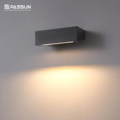 China Outdoor home garden decor ip65 waterproof wall mounted light through garden outdoor surface led wall light for sale