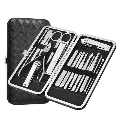 China Portable Tool Kit Nail Care Set 17 Pcs Stainless Steel Manicure Pedicure Personal Care Set for sale