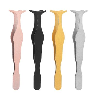 China Creative Curved Mouth Clip False Eyelash Aid False Eyelash Tweezers Stainless Steel Eyelash Curler Beauty Makeup Tool for sale