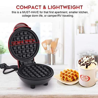 China Non Stick Cooking Surface Non Stick Breakfast Waffle Machine Mini Personal Electric Waffle Maker for sale