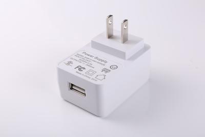 Cina Adattatore universale del caricatore di CC di CA dell'adattatore 12V 18V di potere di USB 12W in vendita