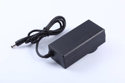 Chine 36W adaptateur de puissance de la commutation réglé par adaptateur 5V 1A de puissance de C.C 12V 2A à vendre