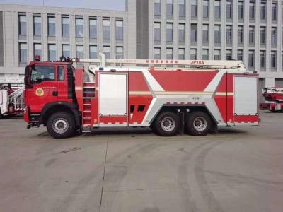 Cina JP18 30250KG HOWO Water Tower Fire Truck Sinotruk 10000L Fire Department Truck in vendita