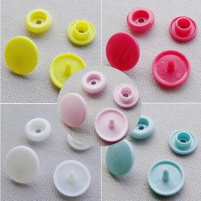 China Sustainable Colored Plastic Snap Button Fasteners Press Stud Socket Plug Button for sale