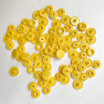 China Sustainable Colorful Clothes Kids Buttons Plastic Snap Buttons for sale