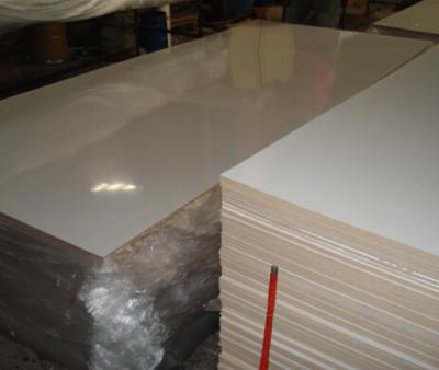 China 2mm 2.5mm 2.7mm White Color Polyester Moisture Proof 3mm MDF for sale