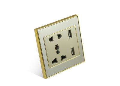 China Metal Case Multi Port USB Charger , USB Wall Socket AC 110V - 240V Input for sale