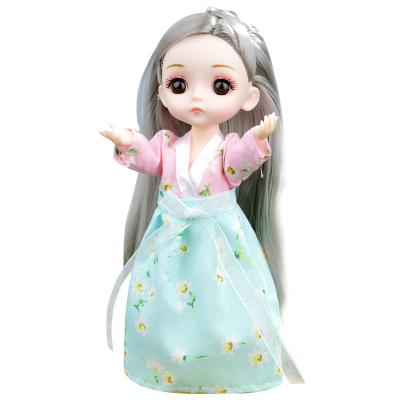 China Battery Operated Toy Hot Selling Mini Cute Lovely Girl Doll Baby Toy Doll Gift Box for sale