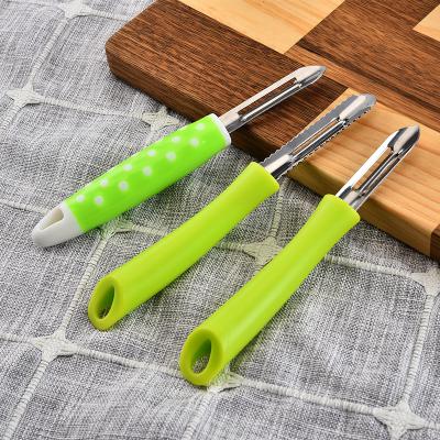 China Amazon Success Kitchen Accessories Stainless Steel Vegetable Peeler Kitchen Instrument Fish Scale Scraper Viable Fish Scaler for sale