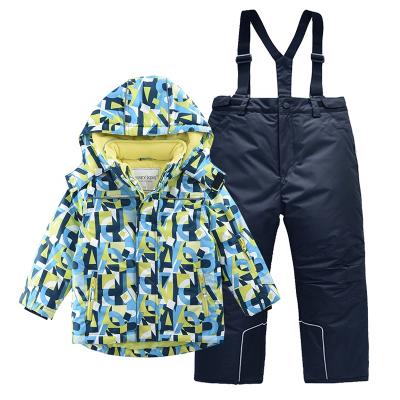 China Breathable Boys Print Thicken Warm Waterproof Windproof Snow Coat Hooded Snow Jacket Set for sale