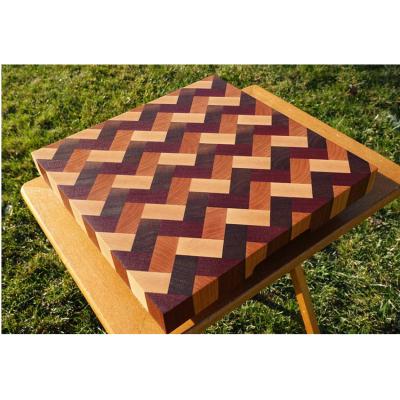 China Sustainable Factory Custom Kitchen 3D Parquet Solid Wood Cutting Board for sale