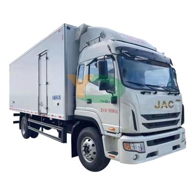 China Electric Doors and Refrigerated Transport Truck Food Truck Refrigerator Freezer Vegetable Fruit Fresh Fruits Lock Door Windows Meat Frozen Transport for sale