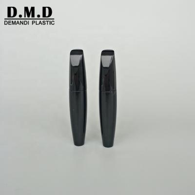 China Luxury Empty Black Cosmetics Wholesale Mascara Tube Container With Silicone Brush for sale