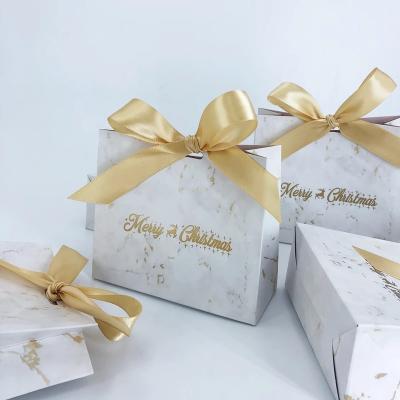 China Recyclable Ribbon Art Paper Small With Twist Paper Bag Handles Customized Paper Bags for sale