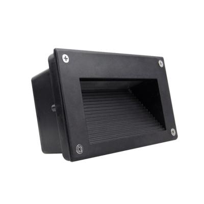 China Modern Outdoor Recessed Led Step Light IP65 Matte Black Rectangular Outdoor Wall Lamp Nightscape Stair Light for sale