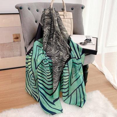 China Chiffon Fashion Design Chiffon Shawl Scarf 60*180cm Crimping Big Size Scarves Silk Wholesale Pakistan Turkish Georgette Scarf for sale