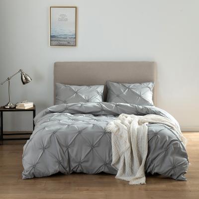 China Modern Simple OEM ODM Backed Liners Printing And Dyeing Poly Extra Thick Padded Bedding With Comforter for sale