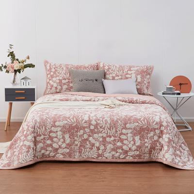 China Nondisposable high quality 100% cotton sand-washed jacquard quilted three-piece classic summer comforter bedding set for sale