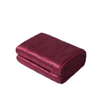 China Anti-pilling Polyester Imitated Weighted Non-Toxic Silk Fabric Blanket Worry For Spring And Autumn for sale