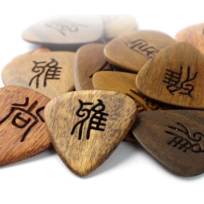 China GUITAR Electric Guitar Exquisite Custom Ukulele Guitar Pick Solid Wood Lettering for sale