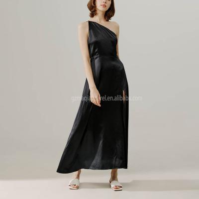 China OEM Summer Party Dresses 2022 Wholesale Custom Stain Anti-Static Silk Black Maxi Dress for sale