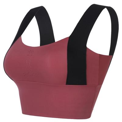 China Popular Sweat-Wicking Gatheringf Premium Wide Strap For Gym Workout Yoga Vest Bra Tops Bra Femme for sale