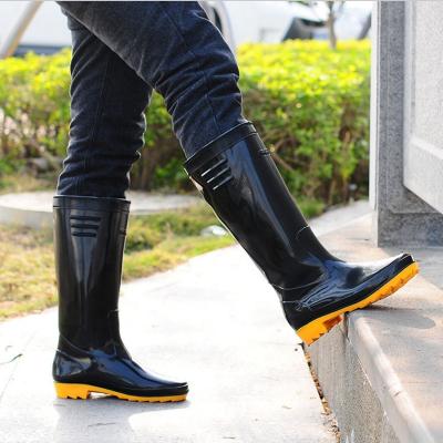 China Fashion Anti-slippery Unisex Worker Calf Medium Rain Boots for sale