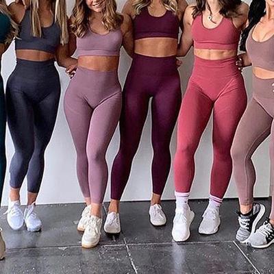 China Breathable Sports Invest Seamless Two Piece Knitted Suit Plus Size Yoga Women Hip Knit Leggings Gym Suit Yoga Shorts Sets for sale