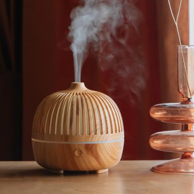 China TOP Hot Selling Cheap Car Electric Humidifiers Perfume USB Essential Oil Diffuser Best Mist Maker for sale