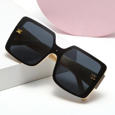 China Fashion Sunglasses 2021 Luxury Elegant Fashion Women Party Sun Glasses Famous Brands Glasses Transparent One Piece Fancy Solid Color for sale