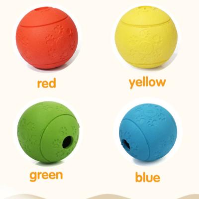 China Amazon Viable Hot Selling Dog Playing Ball Natural Rubber Tooth Chew Puzzle Cleaning Toys For Pets for sale