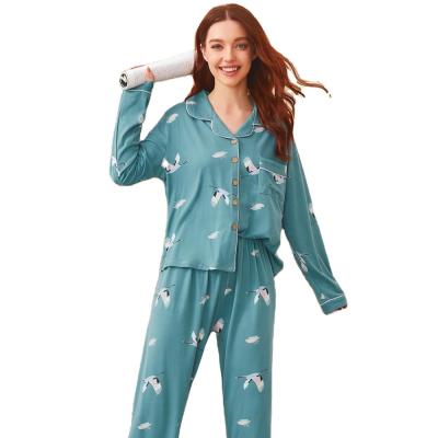 China Crane Printed V-neck Women's Button Autumn and Winter Lapel Breathable Pajamas for sale