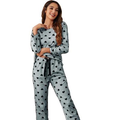 China Round Neck Cotton Women's Winter Love Printed Pattern Breathable Pajamas for sale