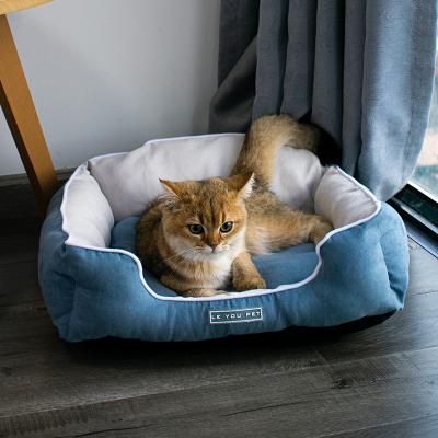 China Factory Direct Customized Luxury Cat Beds Viable For Indoor Cats for sale