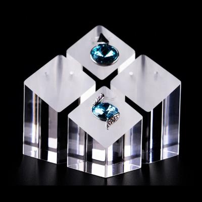 China 4pcs/Set Eco-friendly Clear Acrylic Earring Studs Stands Block Holder Solid Ear Stud Jewelry Display Case For Jewelry Store Counter Showcase for sale