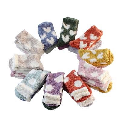 China Custom Made Wholesale Coral Hot Women Tube Girls Crew Socks Fuzzy Velvet Socks QUICK DRY Socks for sale