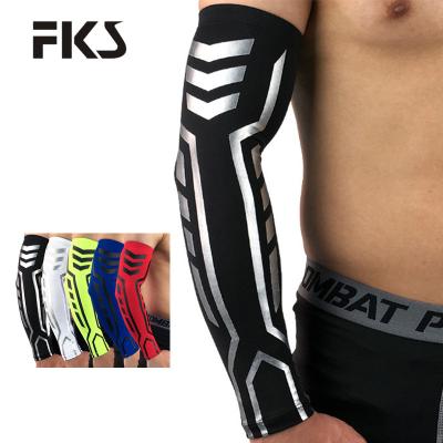 China Wholesale Durable HB012 Lycra Sports Arm Compression Sleeve Outdoor Basketball Elbow Retraining Sleeve for sale